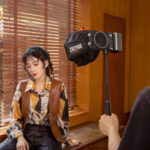 Zhiyun MOLUS X100 Bi-Color Pocket COB Monolight (Pro Kit) - Image 9